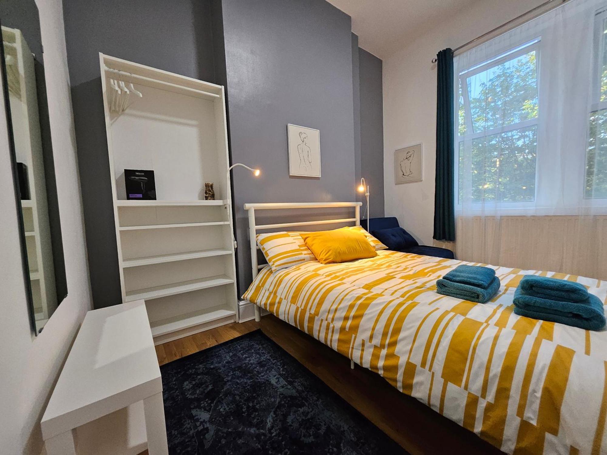 Modern Spacious Flat 10 Minutes From Big Ben Londra